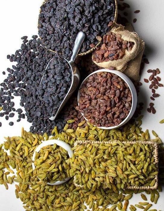 Picture of afghan dried fruits.